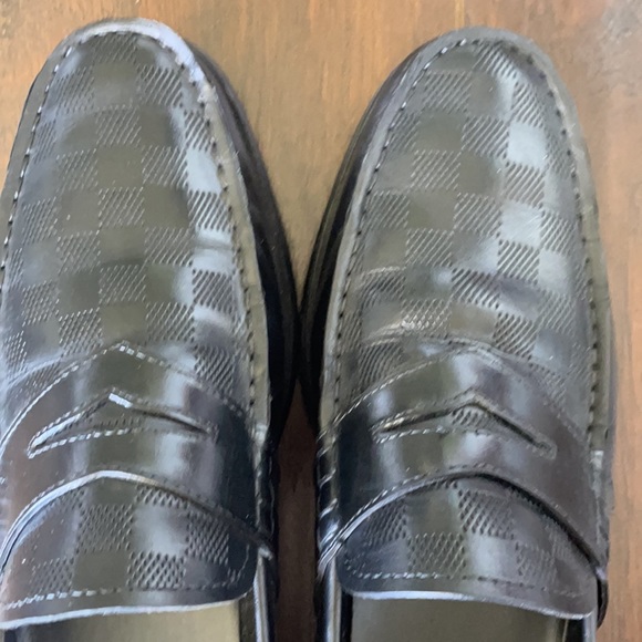 ❤️HOST PICK ❤️Louis Vuitton black damier embossed leather penny slip ons shoes - Picture 3 of 6